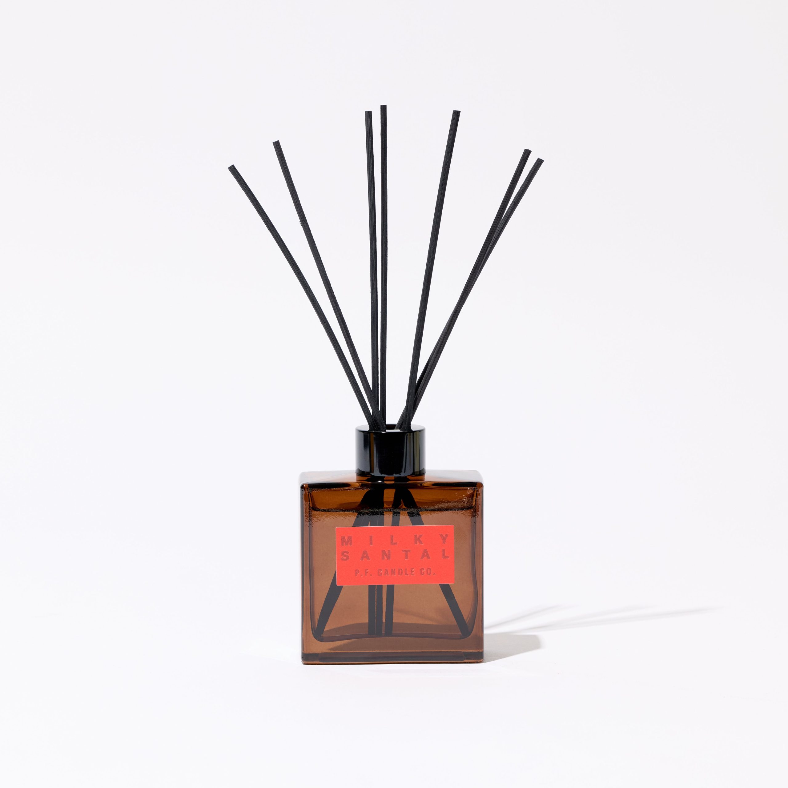 Milky_Santal_Reed_diffuser_ecomm_-_2.jpg
